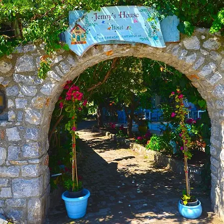 Hotel Jenny's House 3*