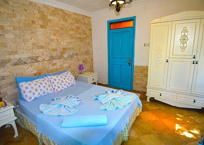 מלון Jenny's House 3*